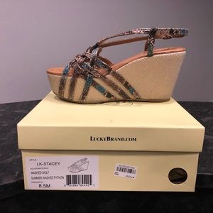 🎈Host Pick🎈Lucky Brand Snakeskin-like Wedge
